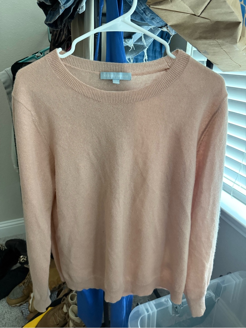 ANTONIO MELANI Pale Blush Cashmere Crewneck Sweater